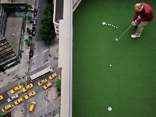 wall_golf.jpg